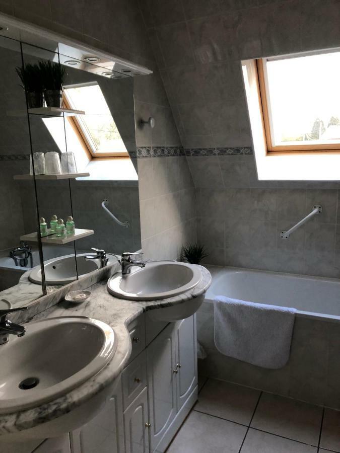Bouvines La Ferme De La Place מראה חיצוני תמונה